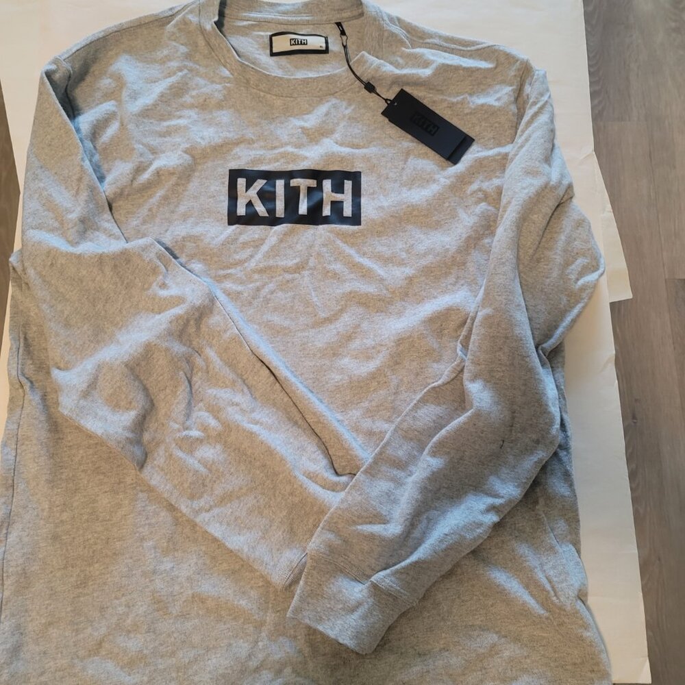 Kith Box Logo Long Sleeve Tee Heather Gray Size XL KH3223-103 Brand New Rare